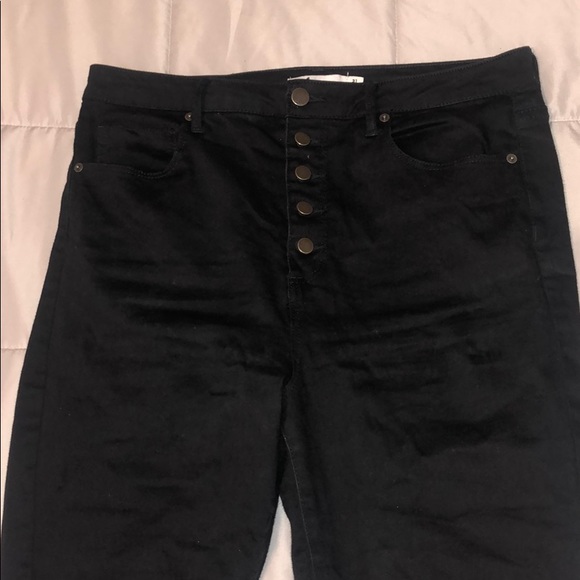 Justfab Jeans - Picture 1 of 2